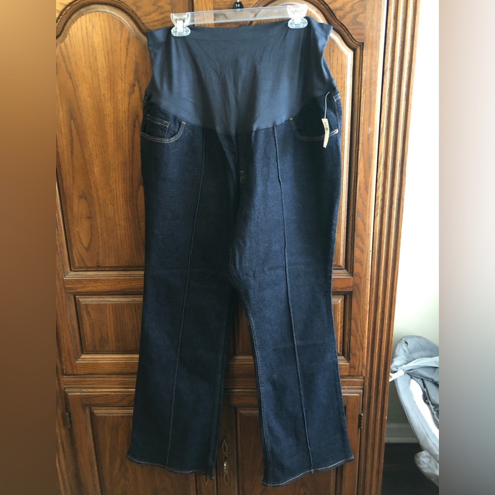Old navy maternity jeans
